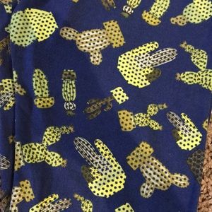 LuLaRoe os leggings cactus or cacti. Htf unicorn